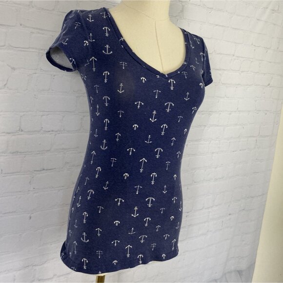 ⭐ 3/$15 Energie Navy Anchor Print V-Neck Short Sleeve Tee S - Picture 2 of 6